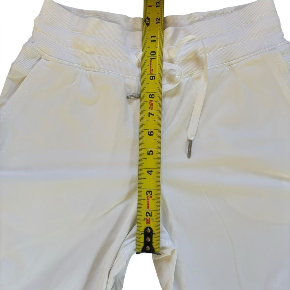 Lululemon Dance Studio Crop Pants Womens Size 4 White Pull On - Picture 10 of 11